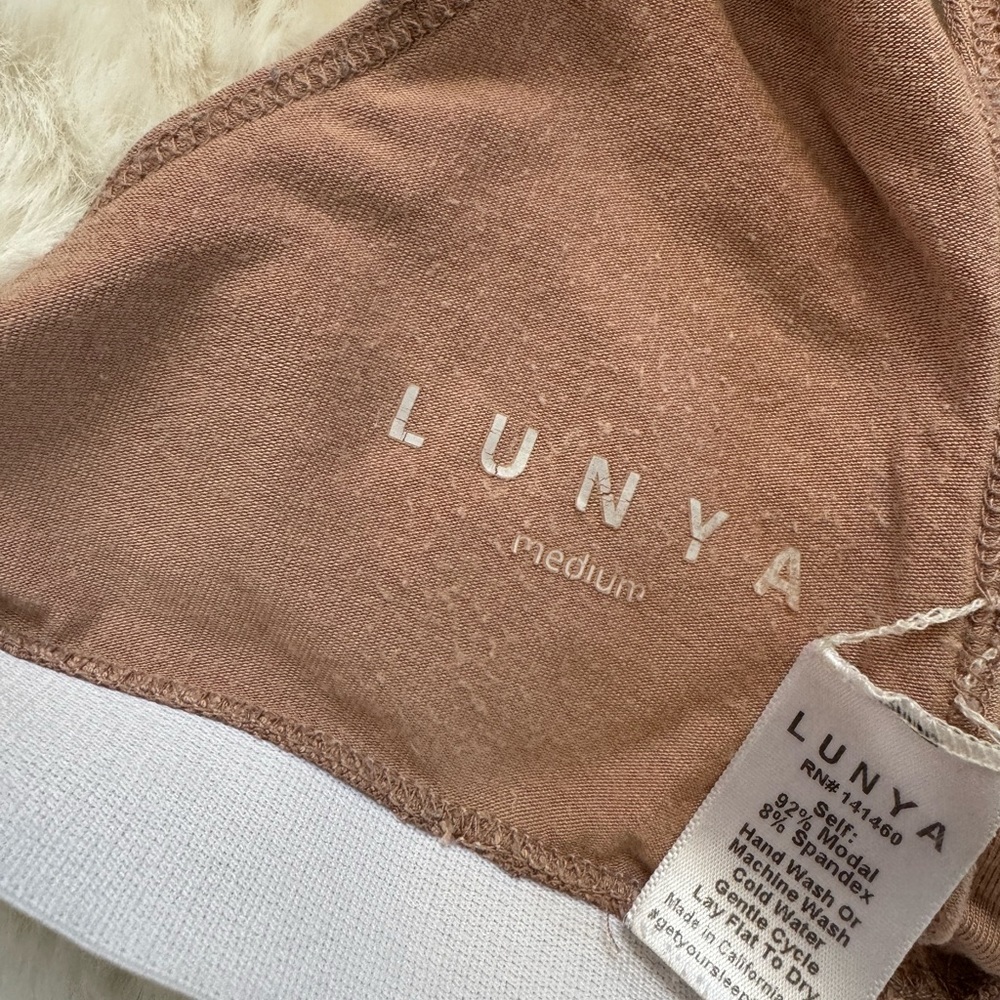 Lunya Well Rounded Bra Bralette Soft Modal Cotton Tan Beige Size Medium - Picture 6 of 11